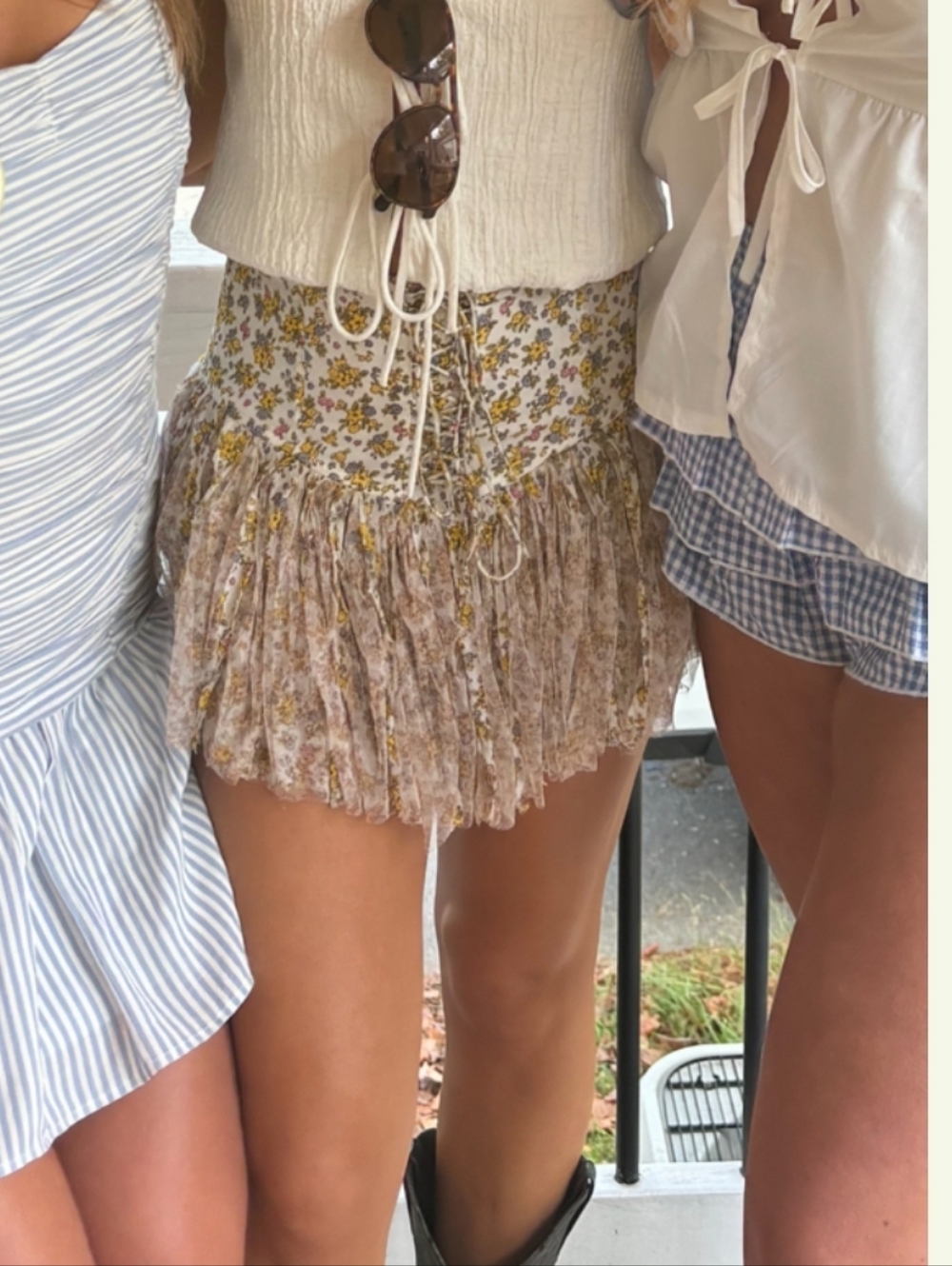 Free People One Blossom In IVORY Corset Shorts SMALL - Picture 9 of 17